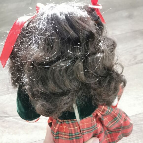 Porcelain doll - Picture 5 of 6